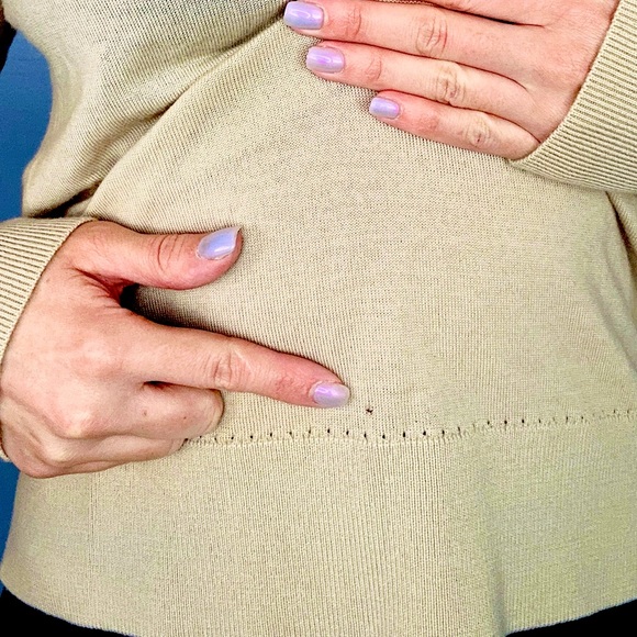 Kate Spade sweater - Picture 3 of 9